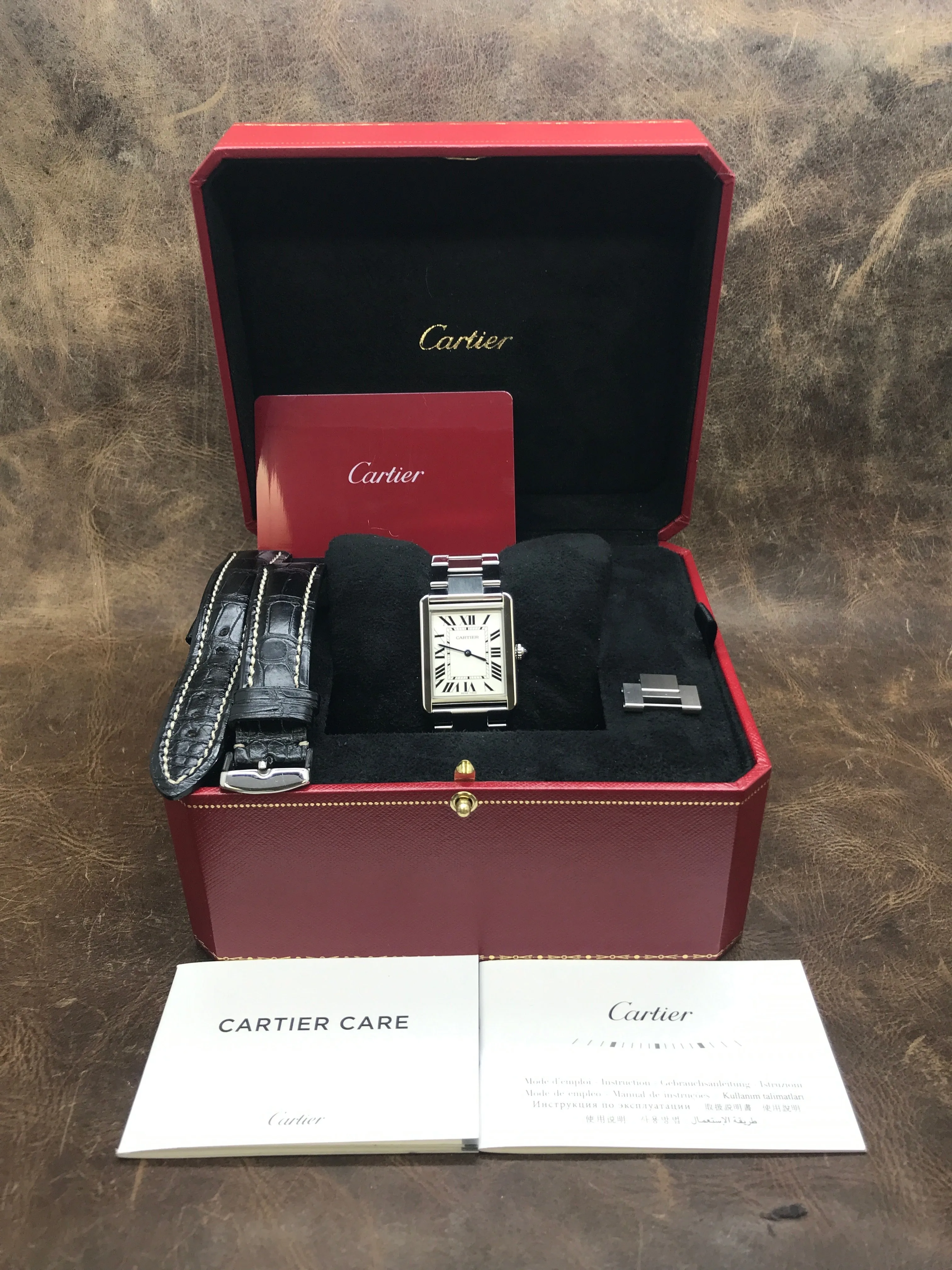 Cartier Tank Solo Large W5200014 White Dial Quartz Men's Watch