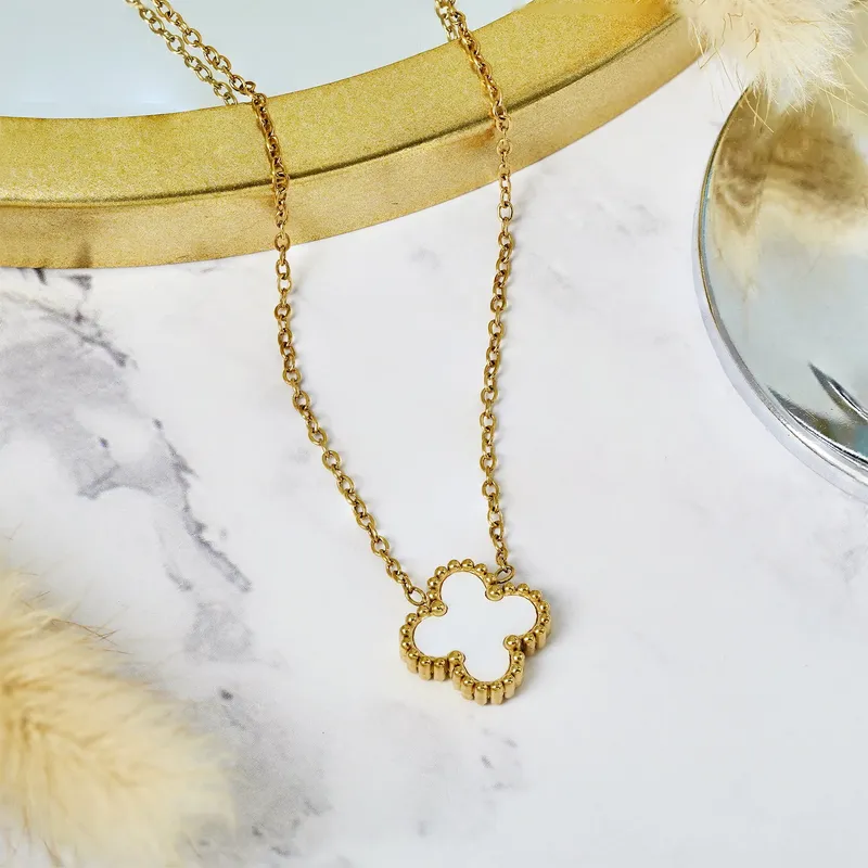 Flower Pendant Necklace in Plated Yellow Gold