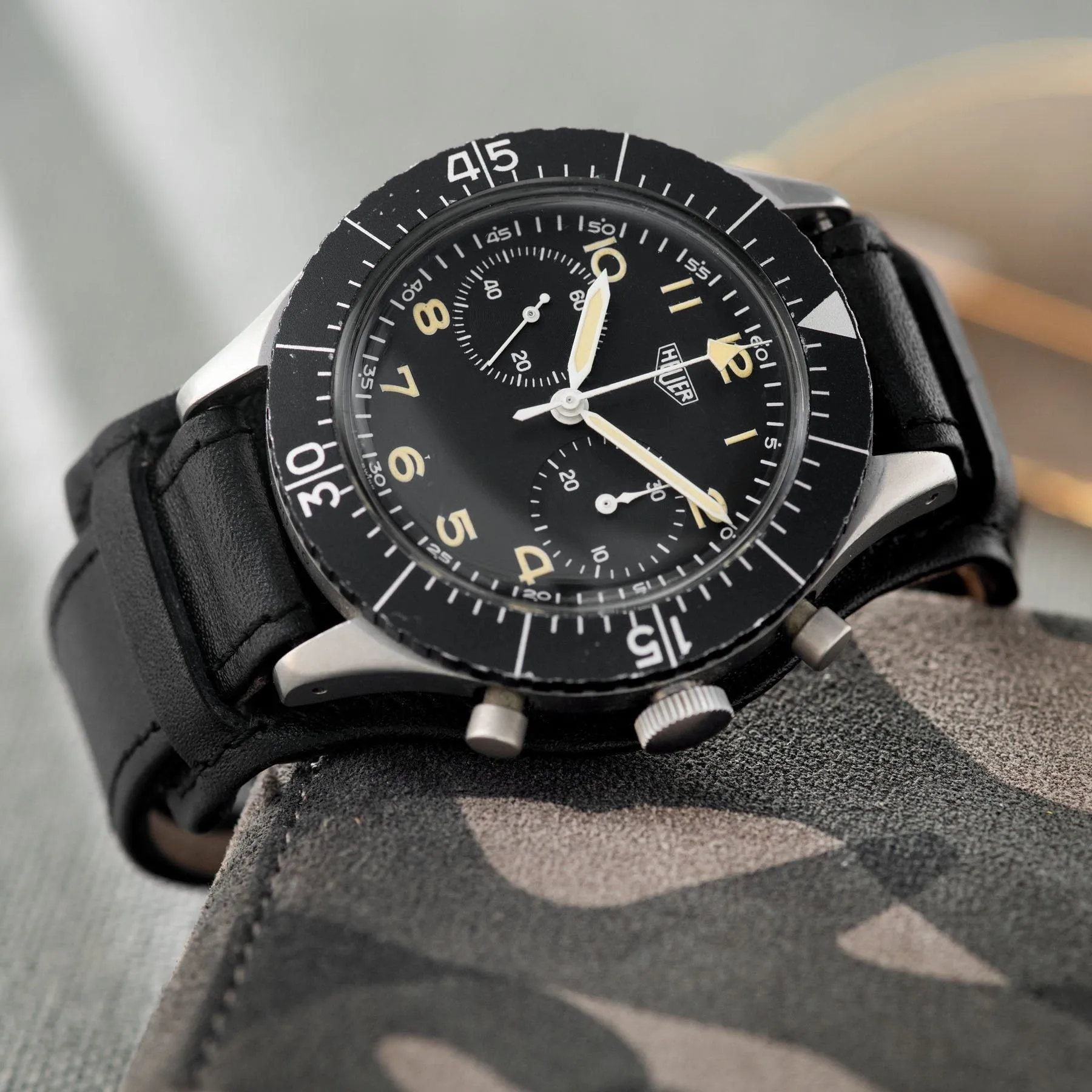 Heuer Chronograph Bundeswehr Issued Chrono 1550SG