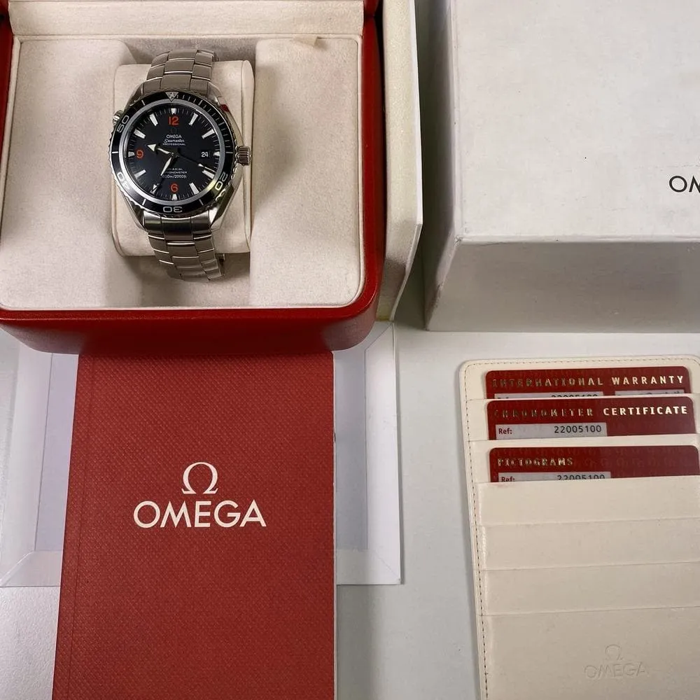 Omega Seamaster Planet Ocean 22005100 2500XL (2011)