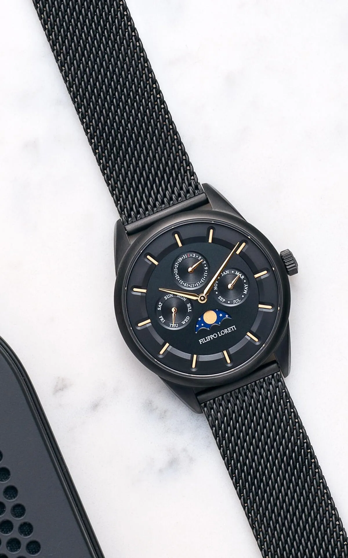 Venice Moonphase Black Gold Mesh