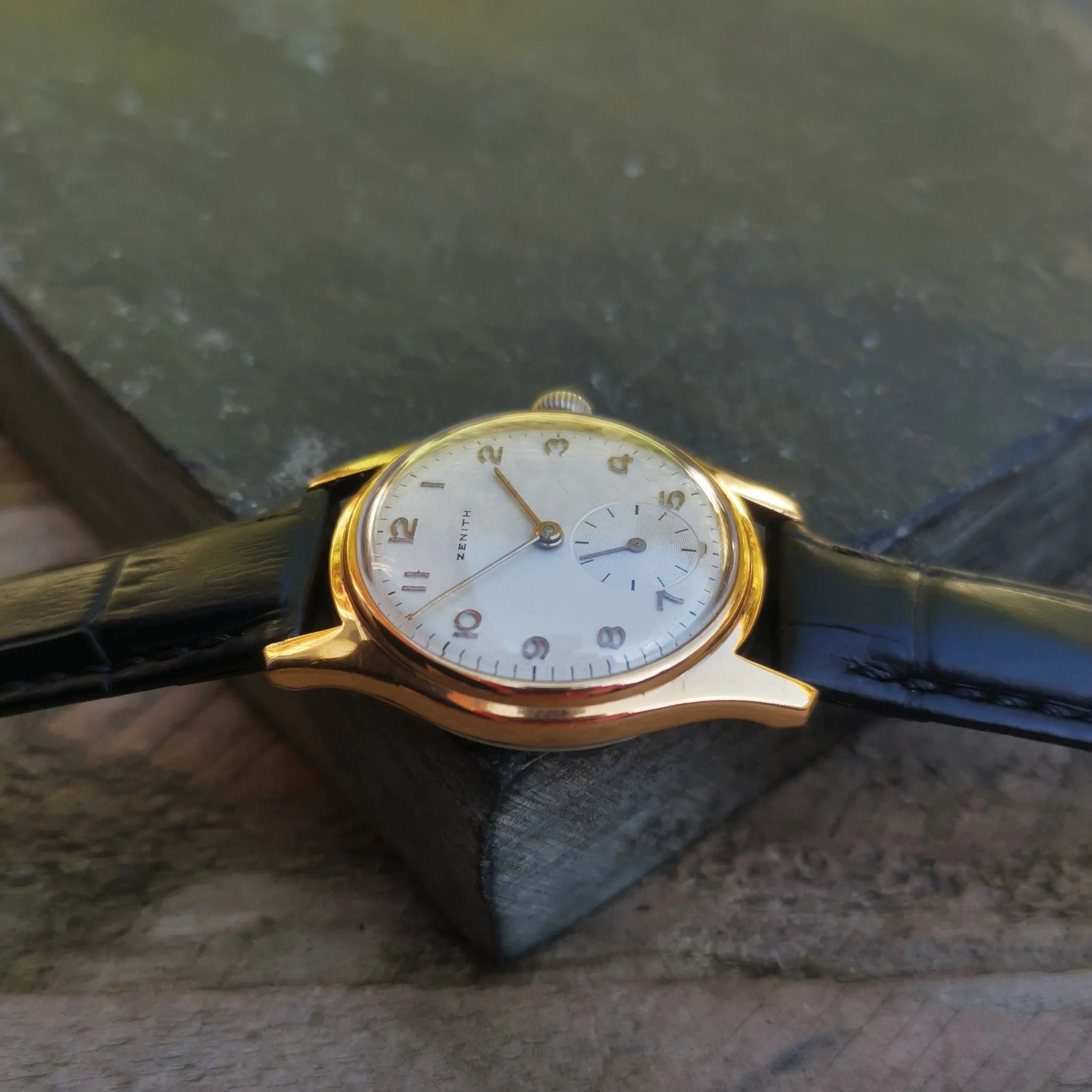 Vintage Zenith 1954 Gold Plated Mechanical Watch