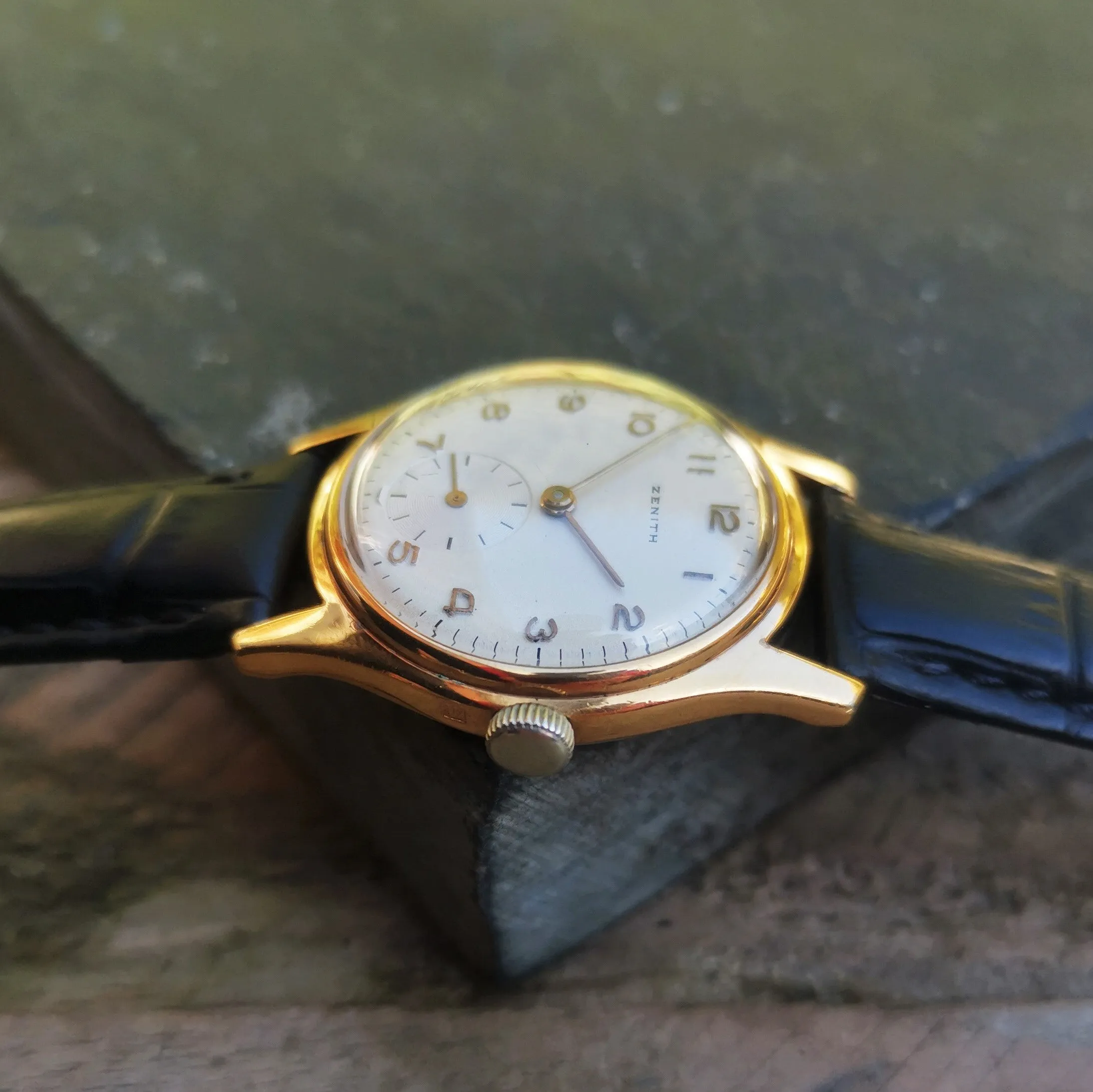 Vintage Zenith 1954 Gold Plated Mechanical Watch